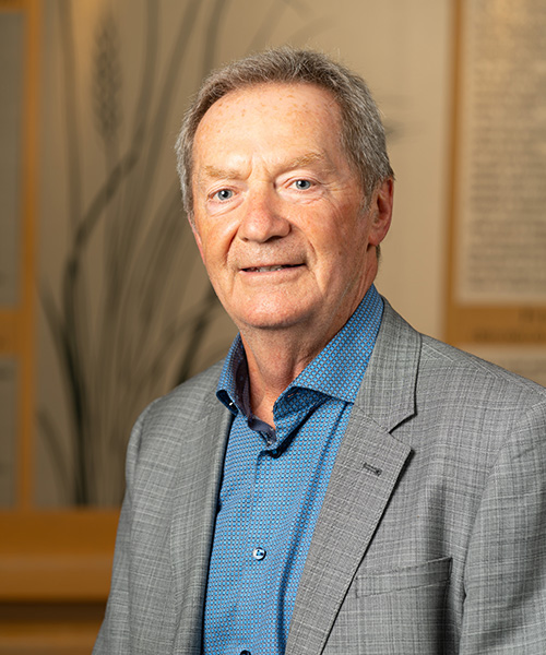 Second Boundary Trails Health Centre Foundation Donation Conversation Underway Chairperson, Ben Friesen